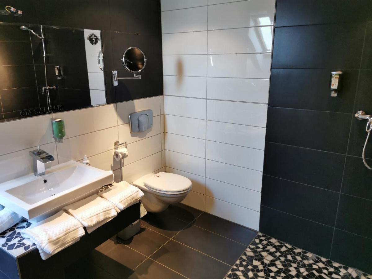 Hotel Brunnenhof Wilgartswiesen ภายนอก รูปภาพ
