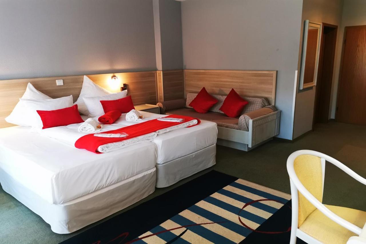 Hotel Brunnenhof Wilgartswiesen ภายนอก รูปภาพ