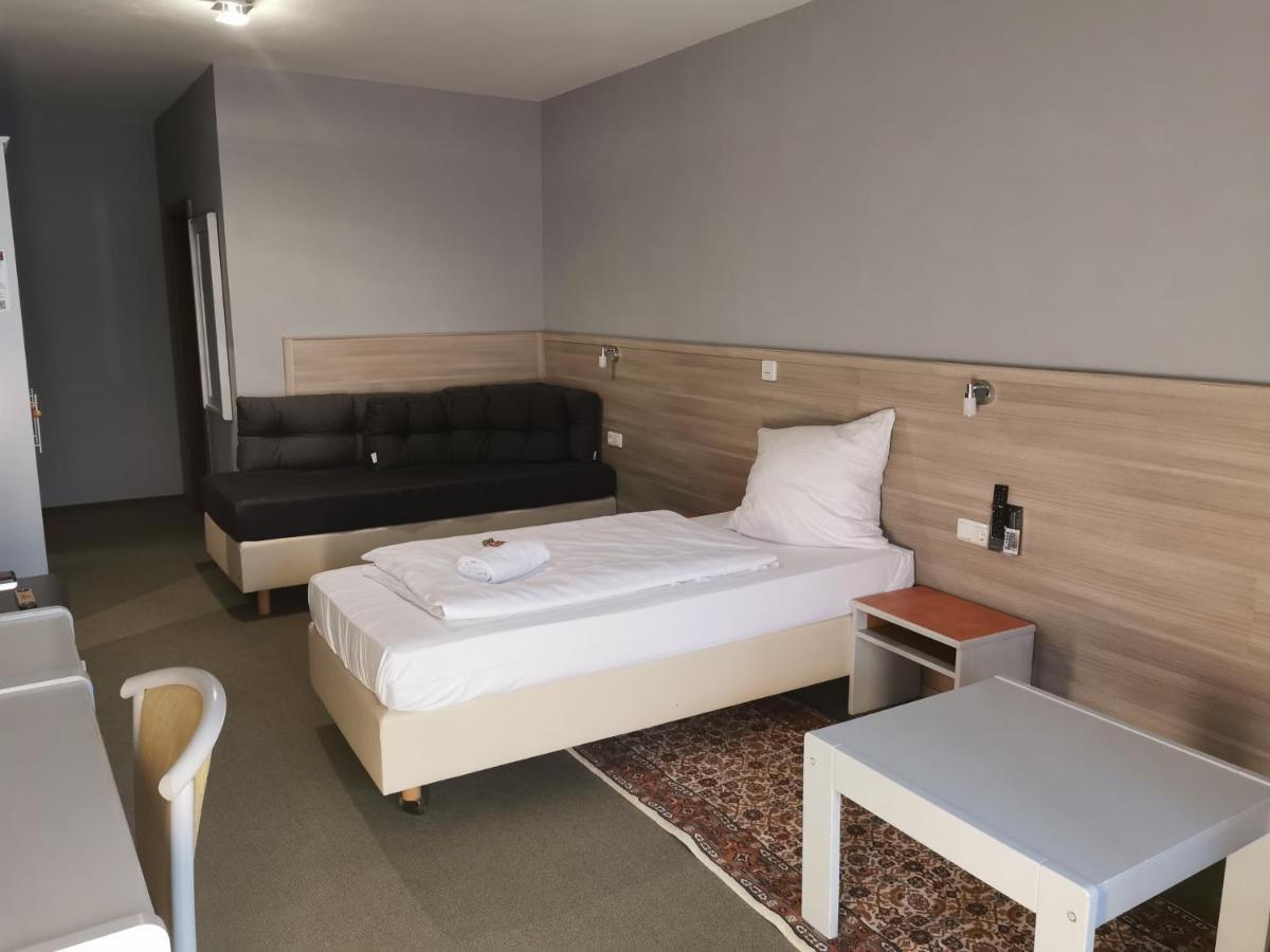 Hotel Brunnenhof Wilgartswiesen ภายนอก รูปภาพ