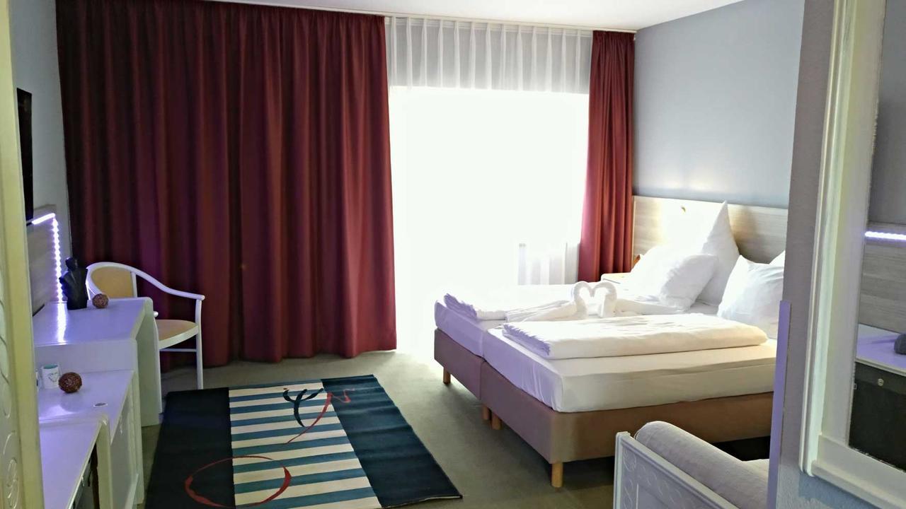 Hotel Brunnenhof Wilgartswiesen ภายนอก รูปภาพ