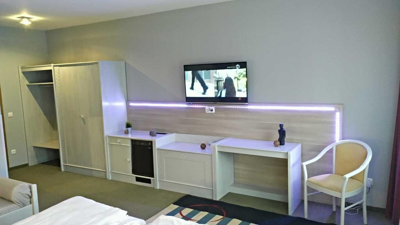 Hotel Brunnenhof Wilgartswiesen ภายนอก รูปภาพ