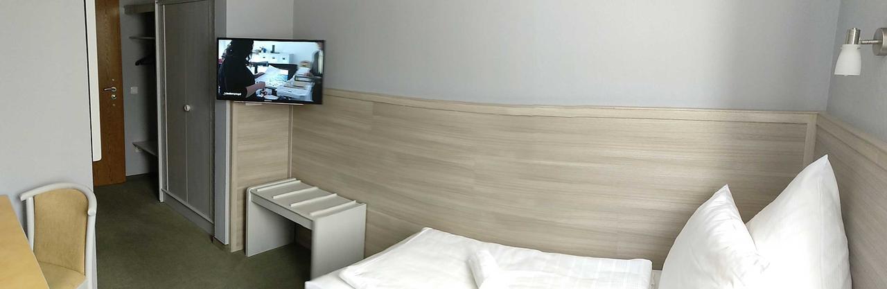 Hotel Brunnenhof Wilgartswiesen ภายนอก รูปภาพ