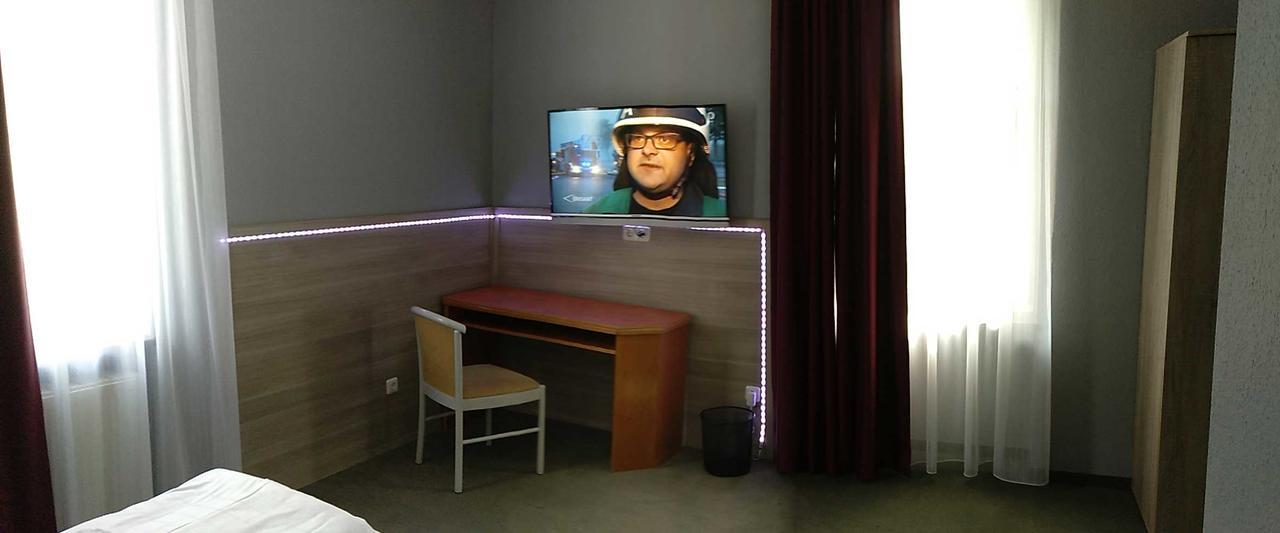 Hotel Brunnenhof Wilgartswiesen ภายนอก รูปภาพ