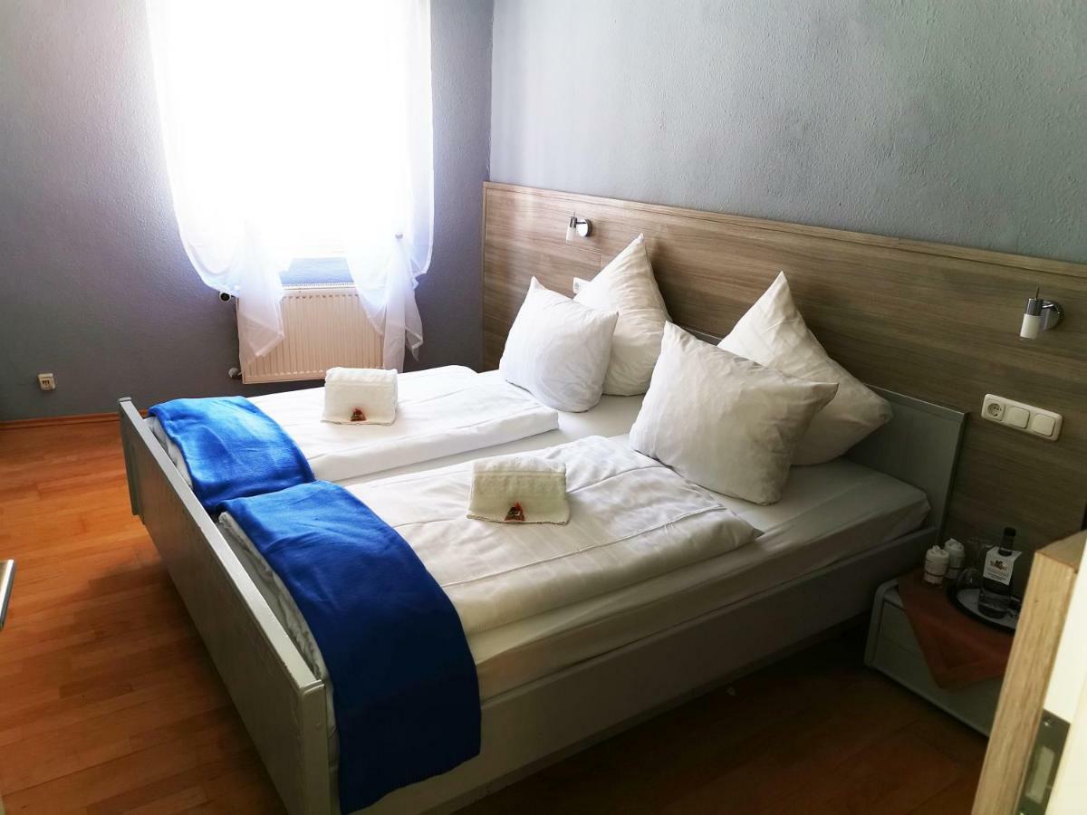 Hotel Brunnenhof Wilgartswiesen ภายนอก รูปภาพ