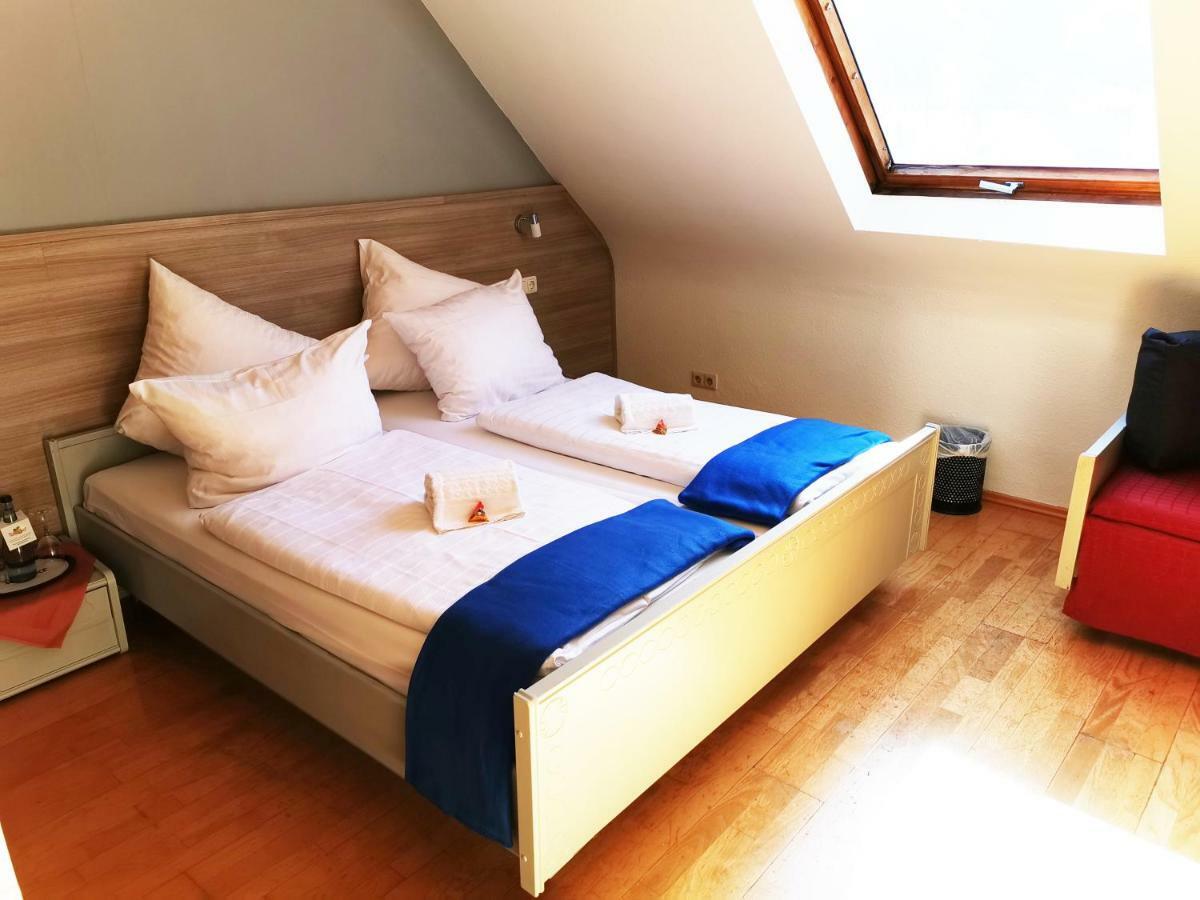 Hotel Brunnenhof Wilgartswiesen ภายนอก รูปภาพ